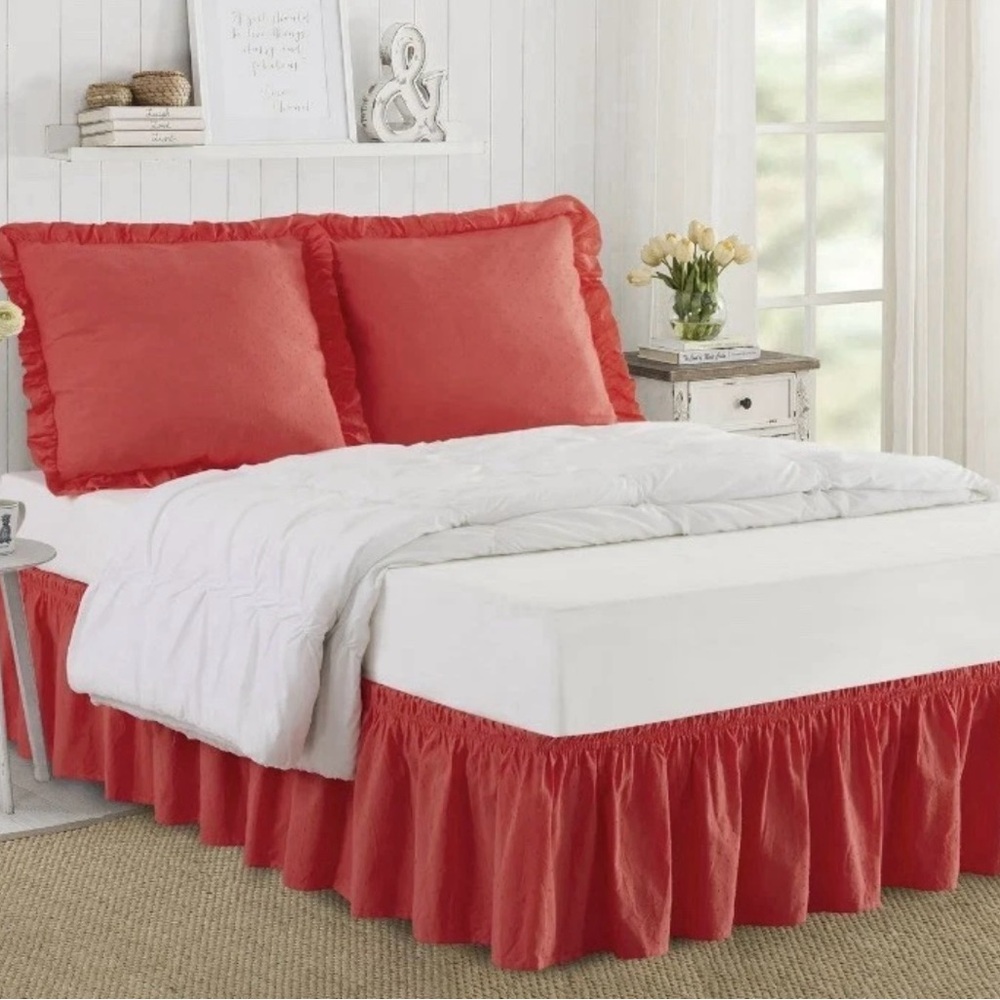 The Pioneer Woman 3-Piece Bedskirt and Sham Set Swiss Dot Coral Cotton NEW! - Picture 3 of 3